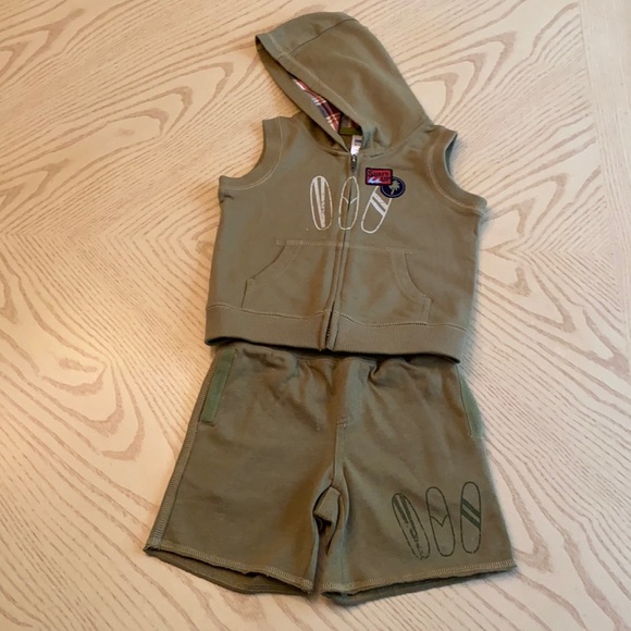 NWT Gymboree boys 12-24M olive green short set - Picture 1 of 7